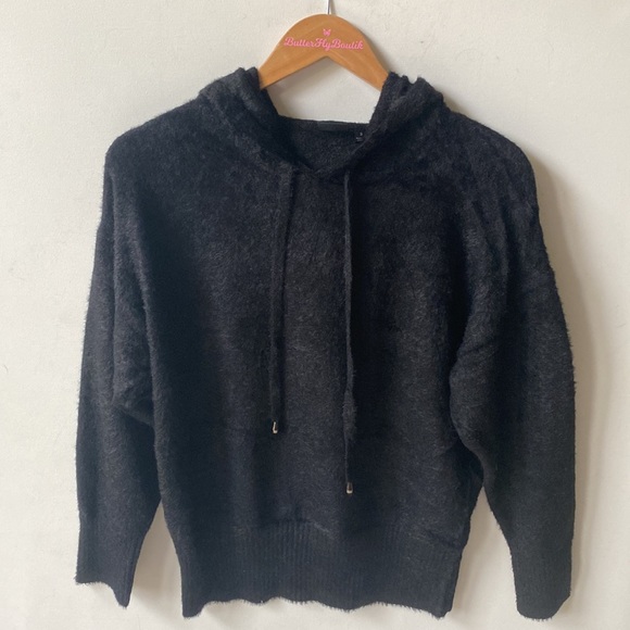 Devotion by CYRUS Eyelash Knit Hooded Long-sleeve Black Sweater, Size S, NWT - Picture 3 of 11